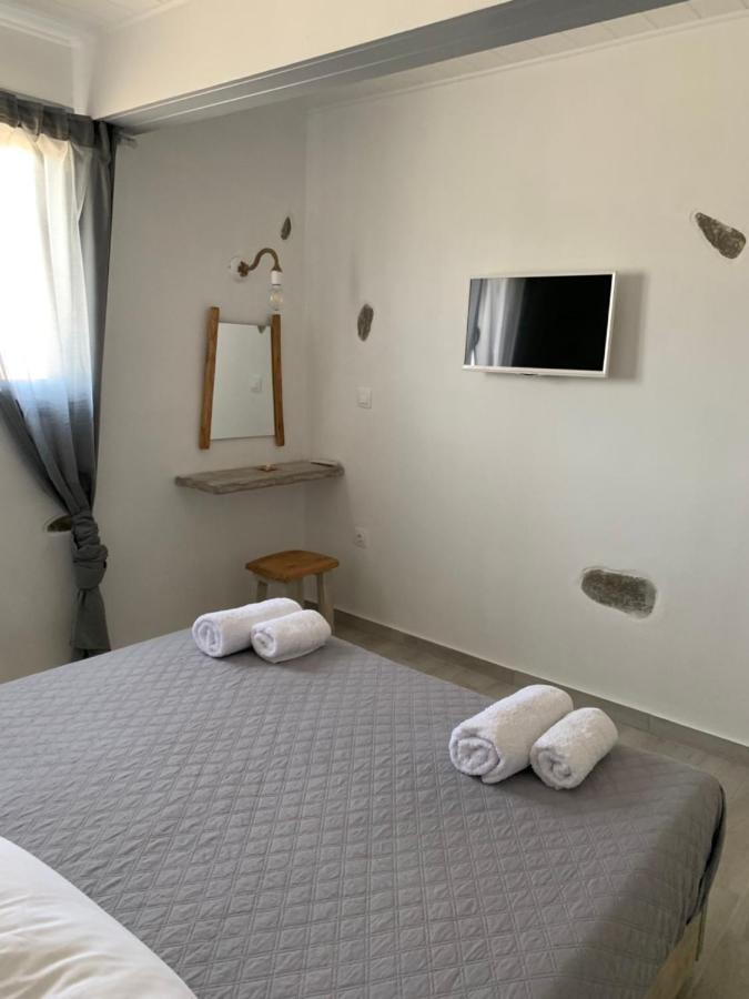 Parian White Luxury Apartments Parikia  Luaran gambar